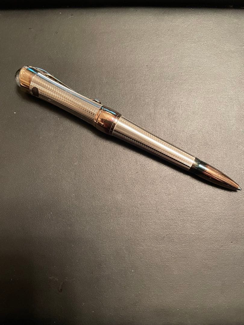 即買いお断り　キャンセル扱いの上ブロック モンブラン　ダイヤ入り限定ボールペン