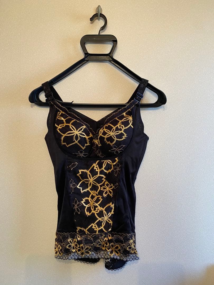 chiari MARUKO サクラ 黒 補正下着4点セット