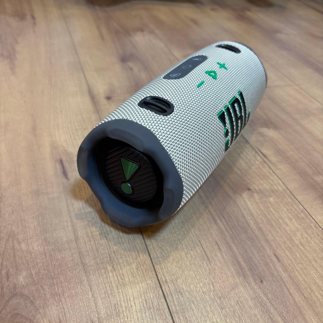 スピーカー・ウーファー JBL Charge6