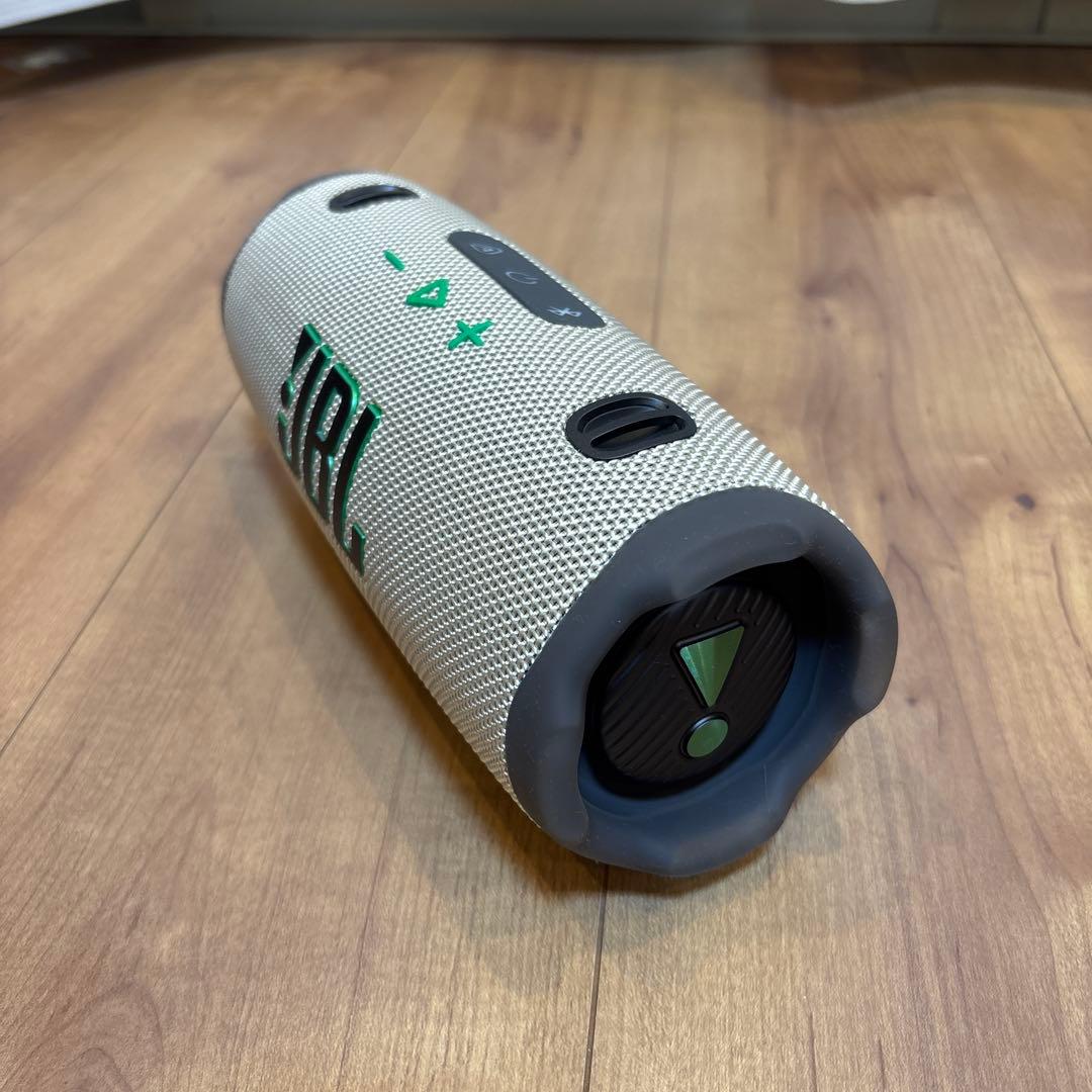 スピーカー・ウーファー JBL Charge6