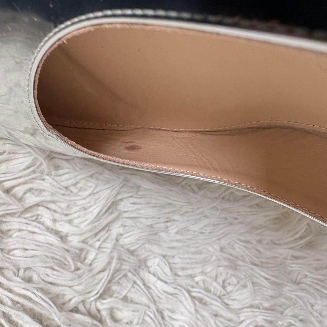 美品　ファビオルスコーニ メタリックバックストラップパンプス　24cm シルバー