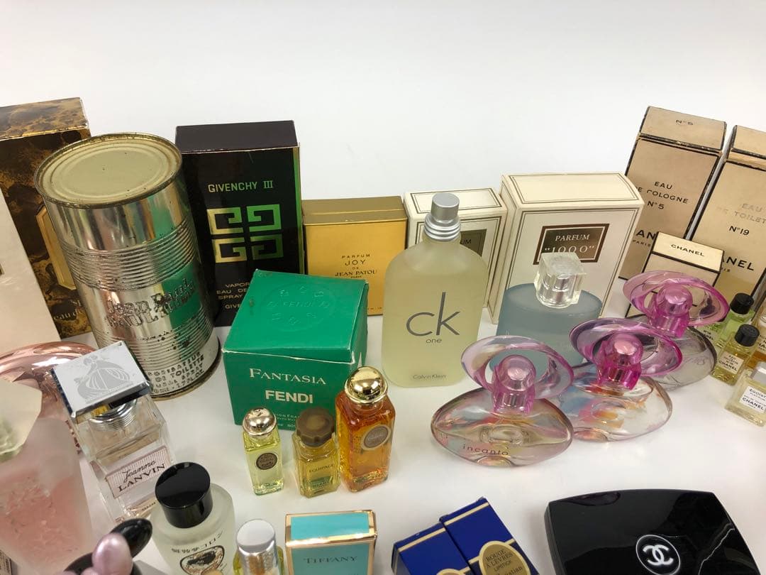 ＊*＊様 シャネル・クロエ・エルメス・ジバンシィ・ブルガリ他　香水・コスメまとめ
