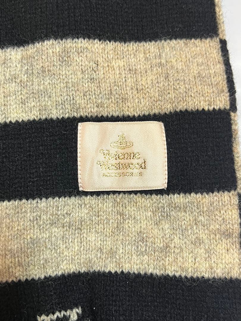 Vivienne Westwood ヴィヴィアンウエストウッドポンポン マフラー