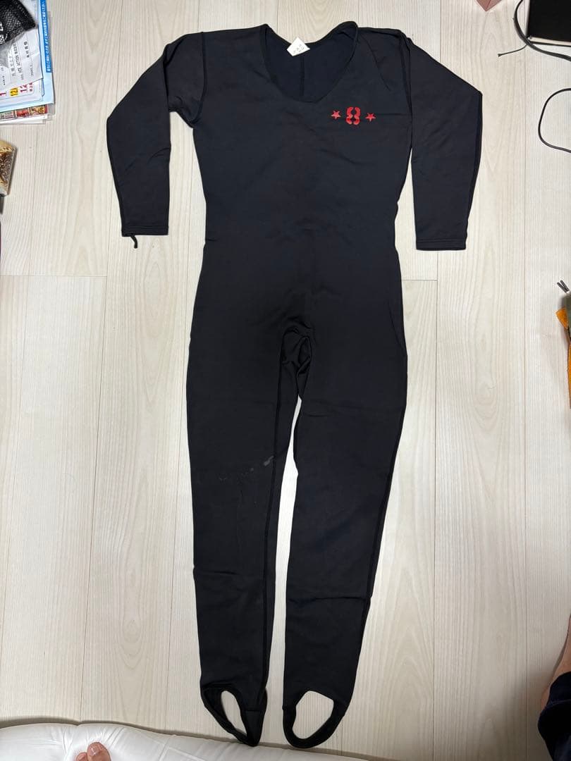 数回のみ使用　Mサイズ　SURF8 起毛　インナー　ドライスーツ　サーフエイト