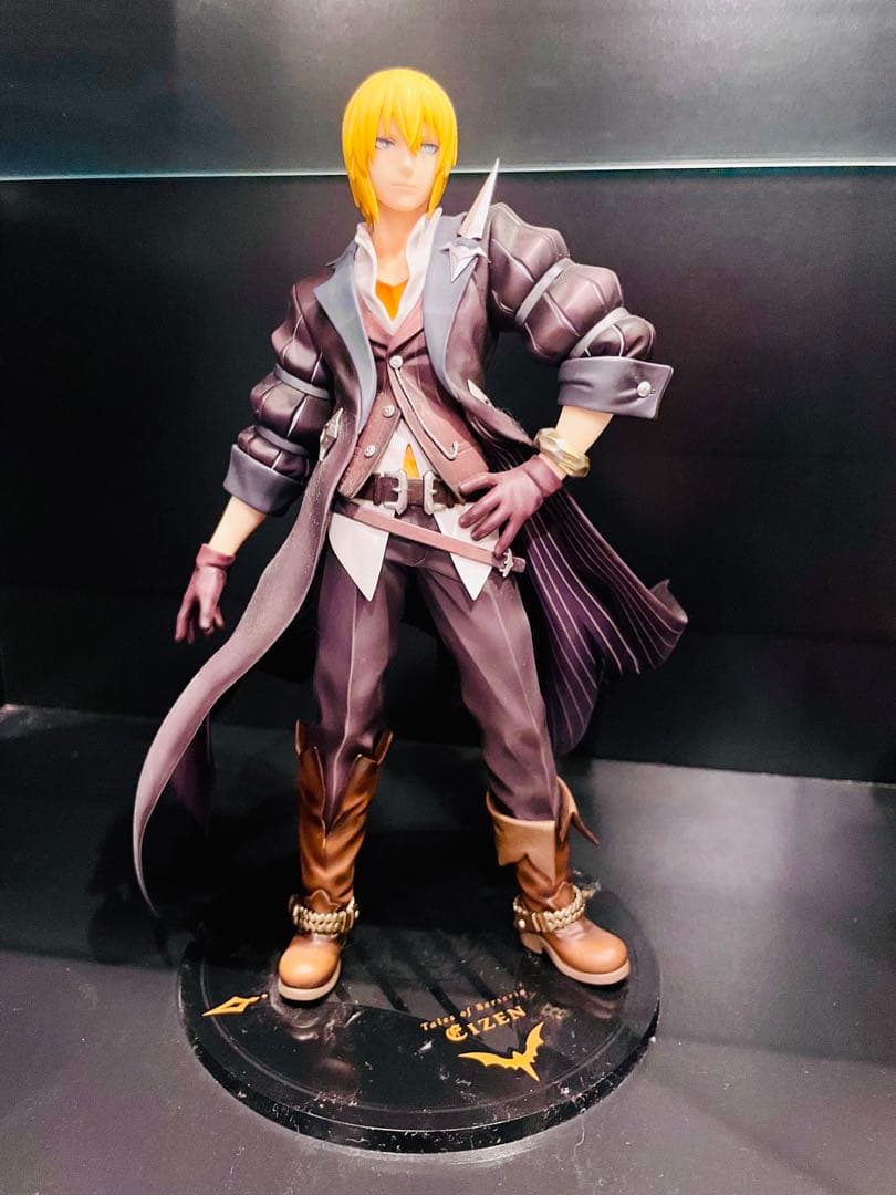 アイゼン1/8フィギュア