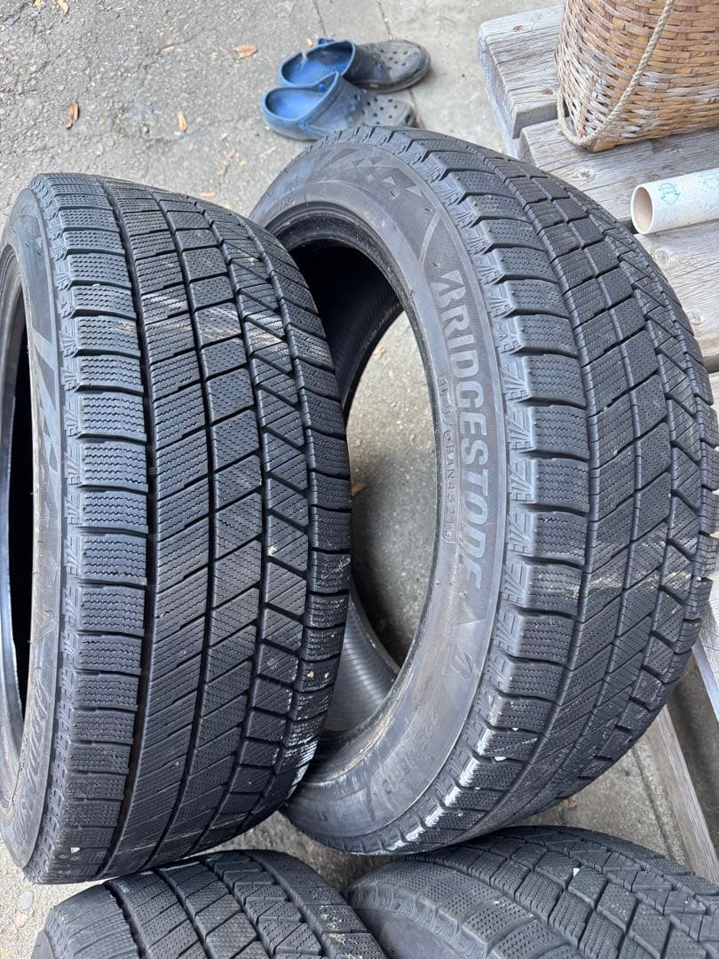 【美品】ブリザック vrx3 225/45R18 スタッドレスタイヤ　4本セット