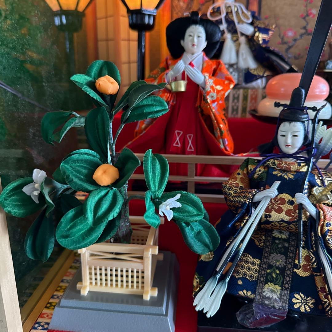 ＆【A0181】 特選 菊水作 古雛人形飾 御七人飾り オルゴール/灯り付