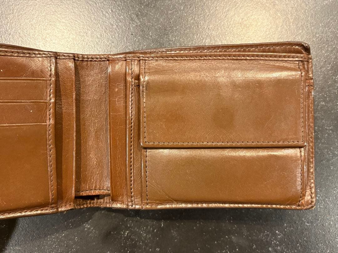 ボッテガべネタ　Bottega Veneta 二つ折り財布