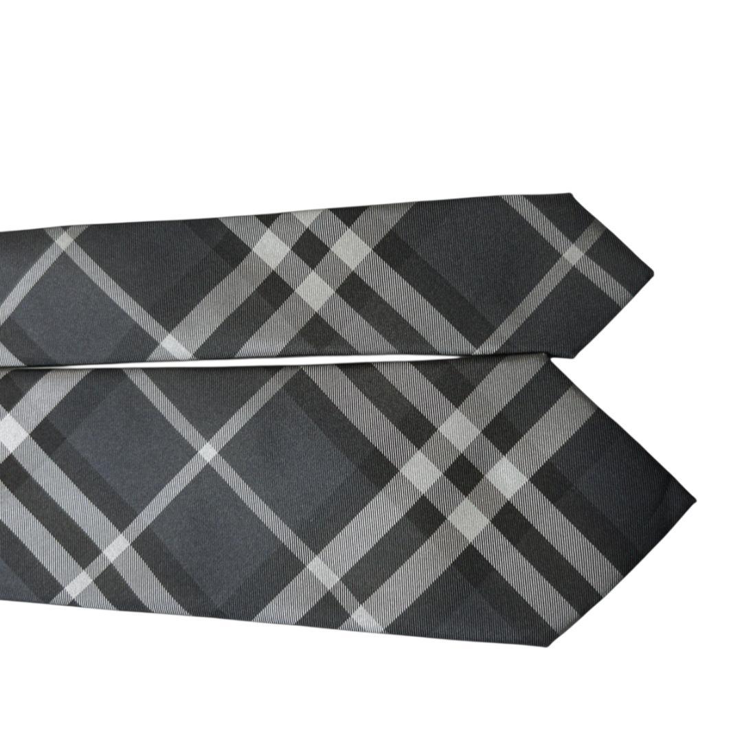 未使用品　バーバリー 現行タグ 7cm ネクタイ 箱付き グレー チェック