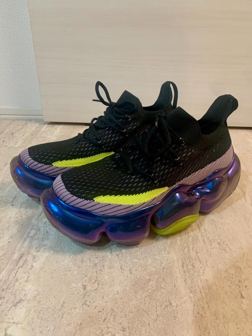 ＜美品＞grounds MOOPIE バブルソール スニーカー