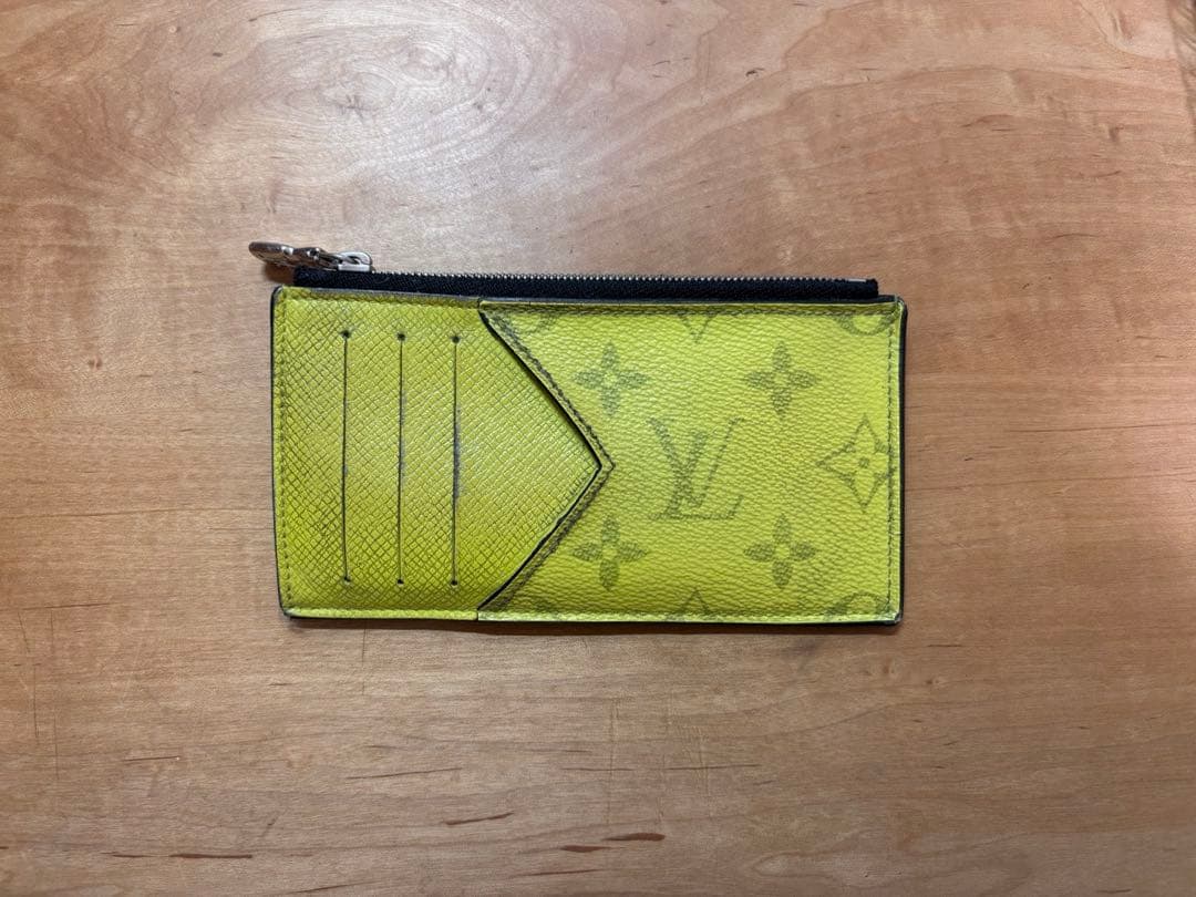 ルイヴィトン タイガラマ モノグラムエクリプス フラグメントケース