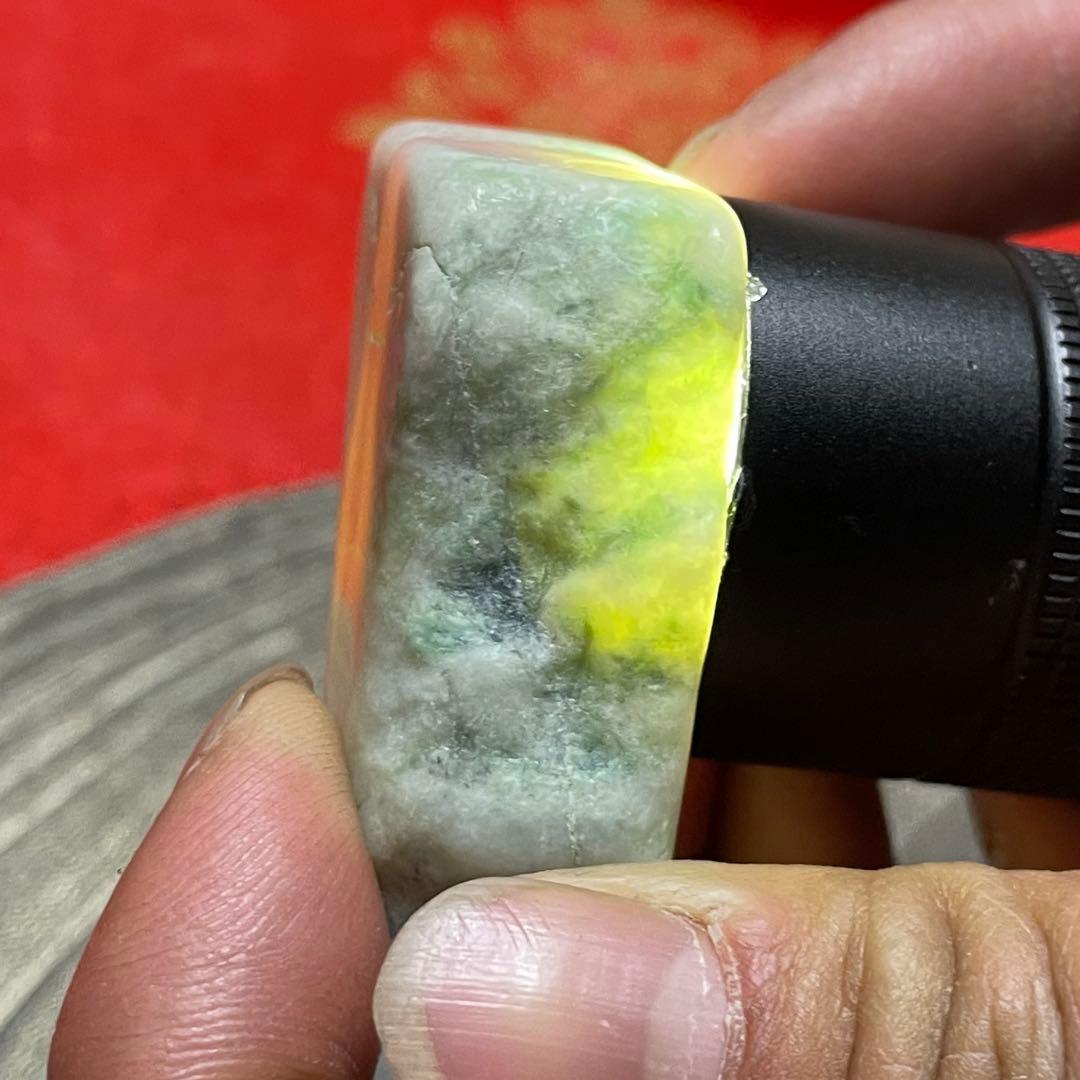 国産　糸魚川翡翠 翡翠 71.6ｇ 原石 ヒスイ ひすい 糸魚川翡翠