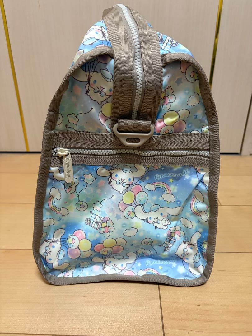 【新品】LeSportsacレスポートサック シナモンロール　ボストンバッグ