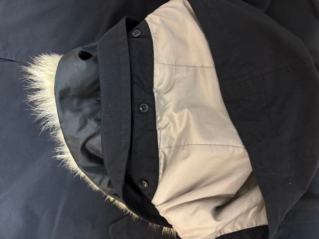 AIGLE エーグル GORETEX ファー付きトレンチコート黒 レディース　S