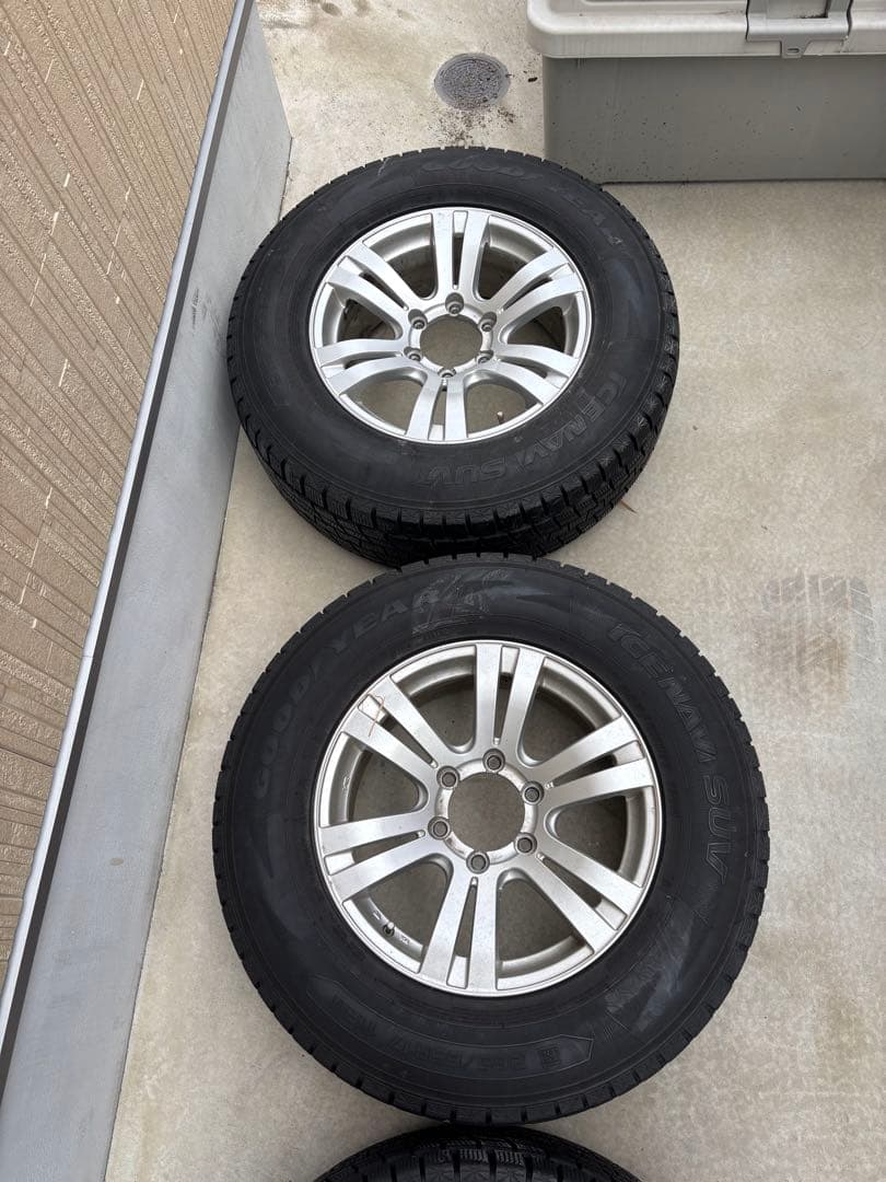 17インチ スタッドレスタイヤ ホイールセット　265/65R17 プラド