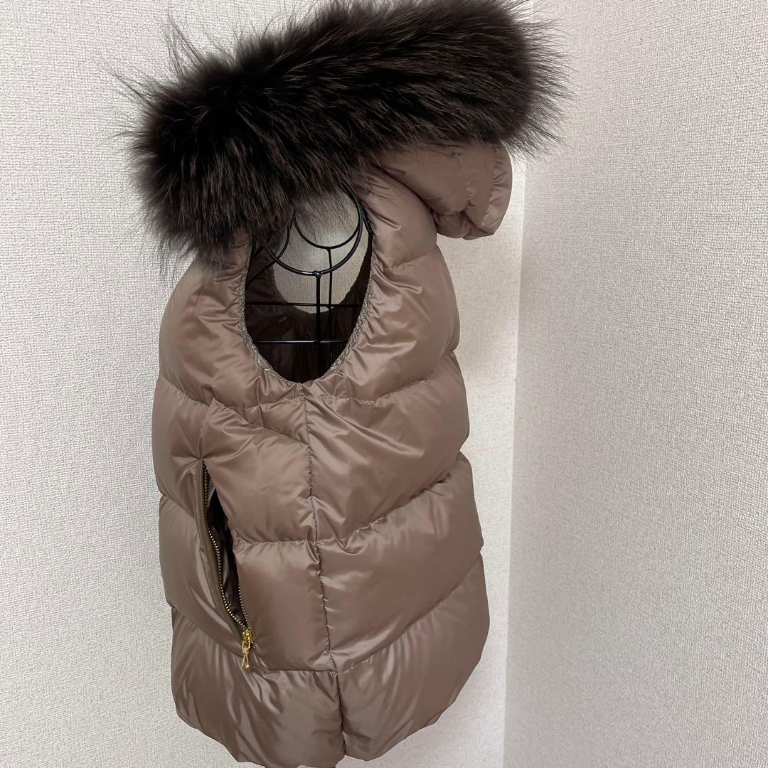 極美品ナノユニバース　西川ダウンベスト