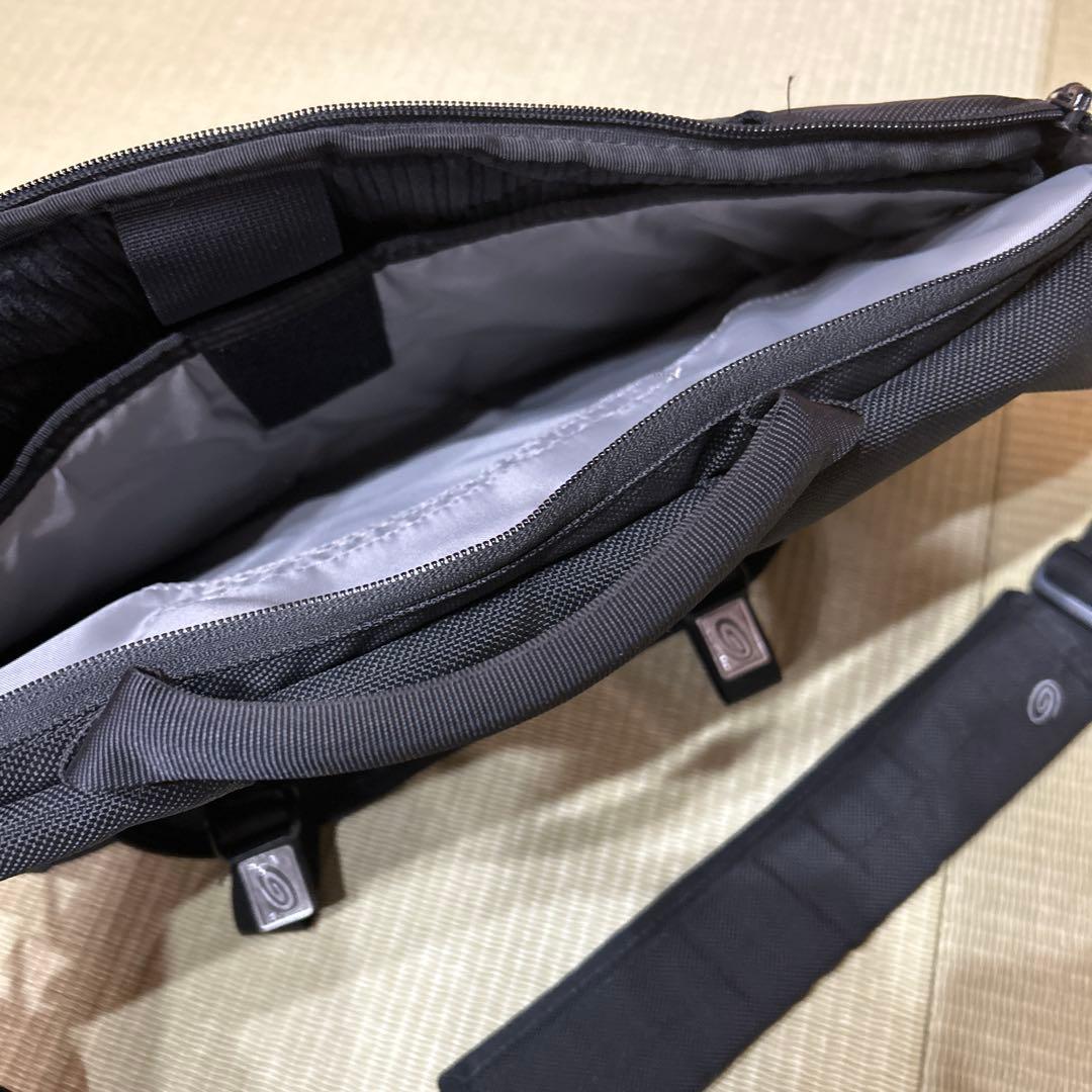メッセンジャーバッグ ブラック　TIMBUK2