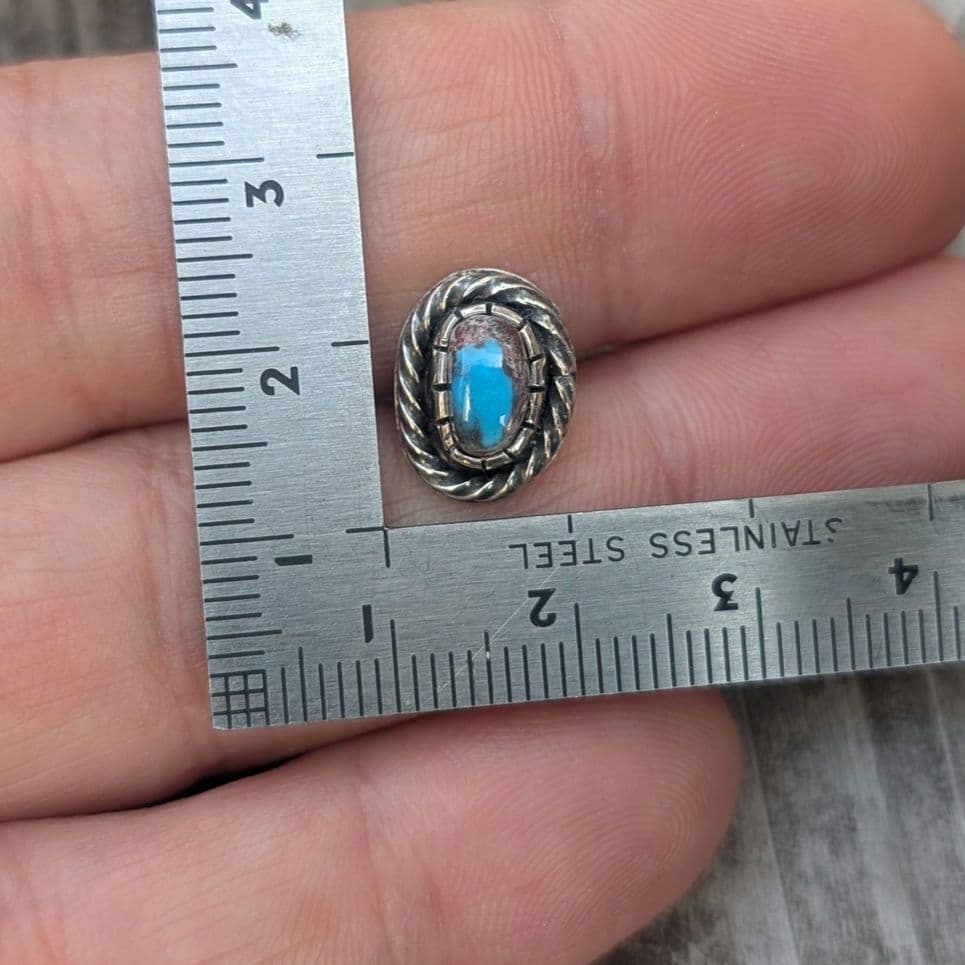 ハンドメイドのターコイズピアス　bisbee　 インディアンジュエリー風　片耳用