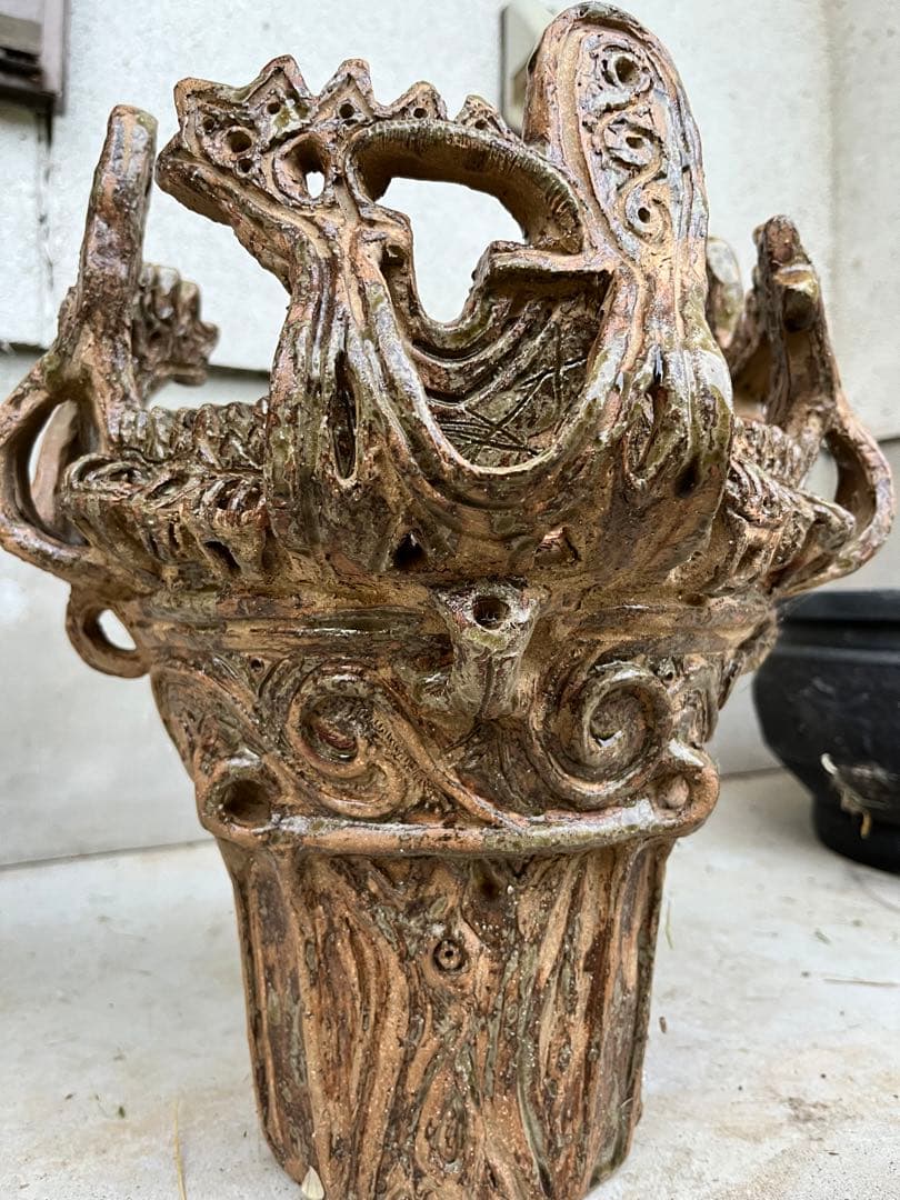 火焔型土器　模造品　レプリカ