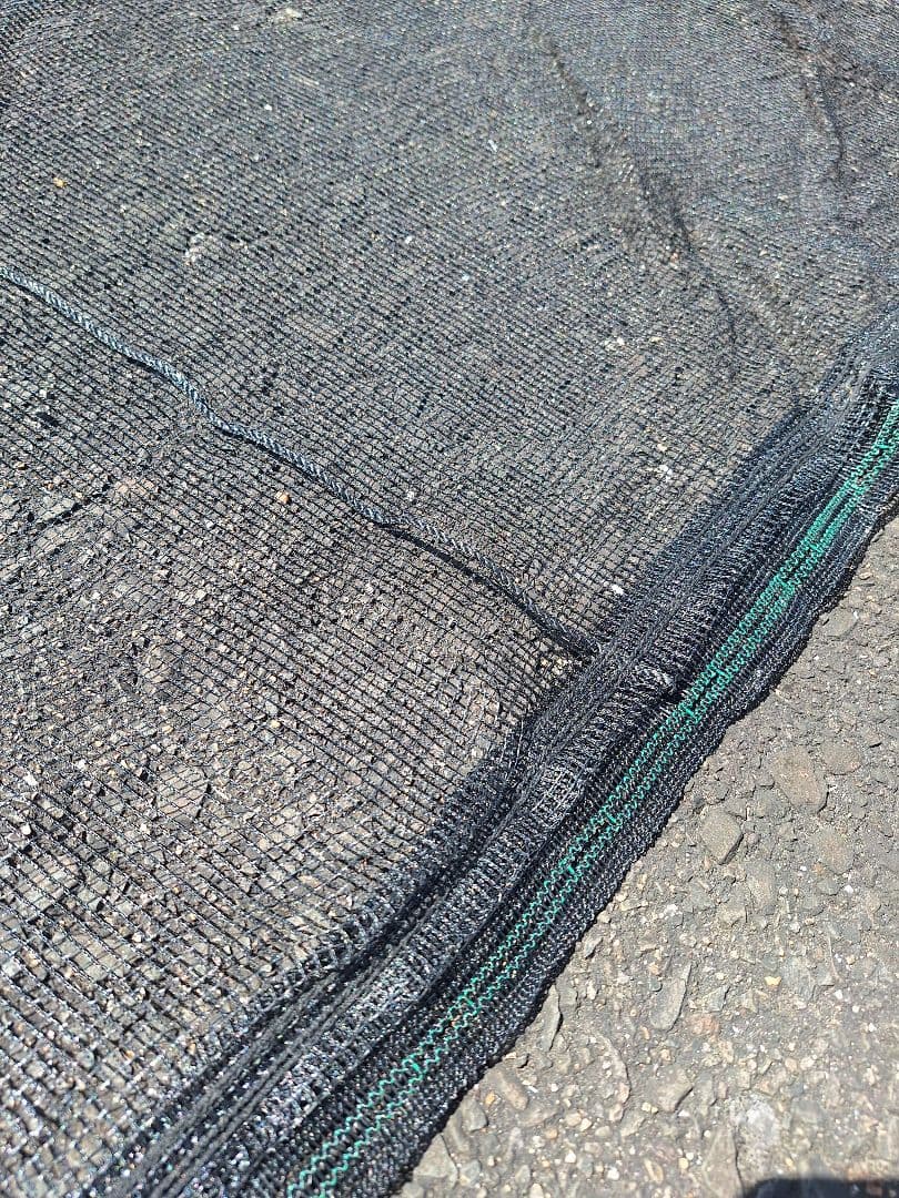 「お値下げ致しました」ビニールハウス用遮光ネット(網タイプ)