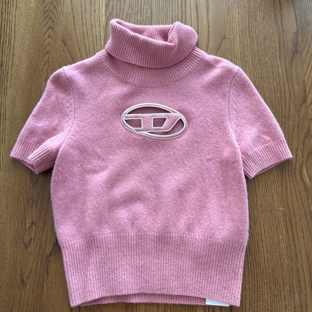 DIESEL ピンク タートルネック ニット半袖