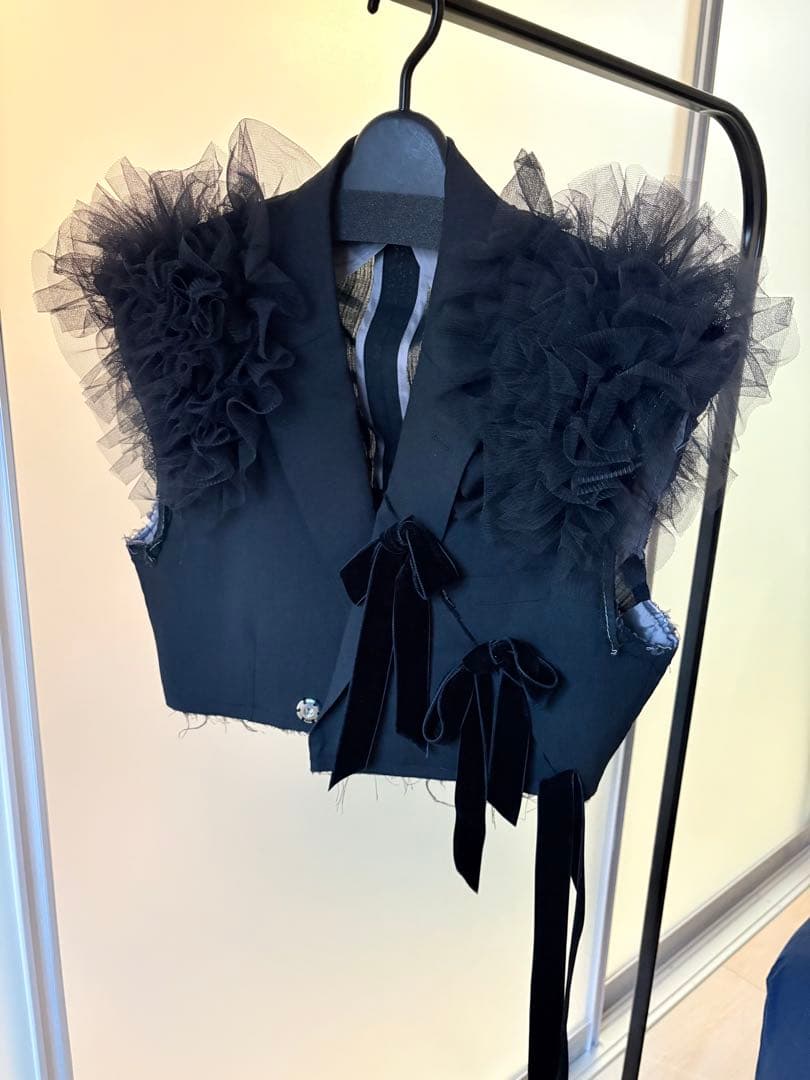 litmus リトマス チュール付きヴィンテージブラックベスト