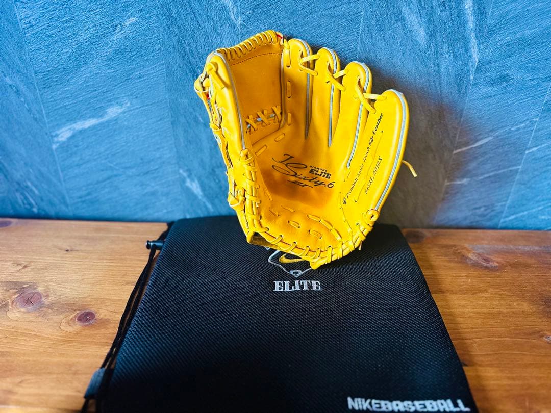 新品 NIKE ナイキ DIAMONDELITE ピッチャー用硬式グラブ 希少品