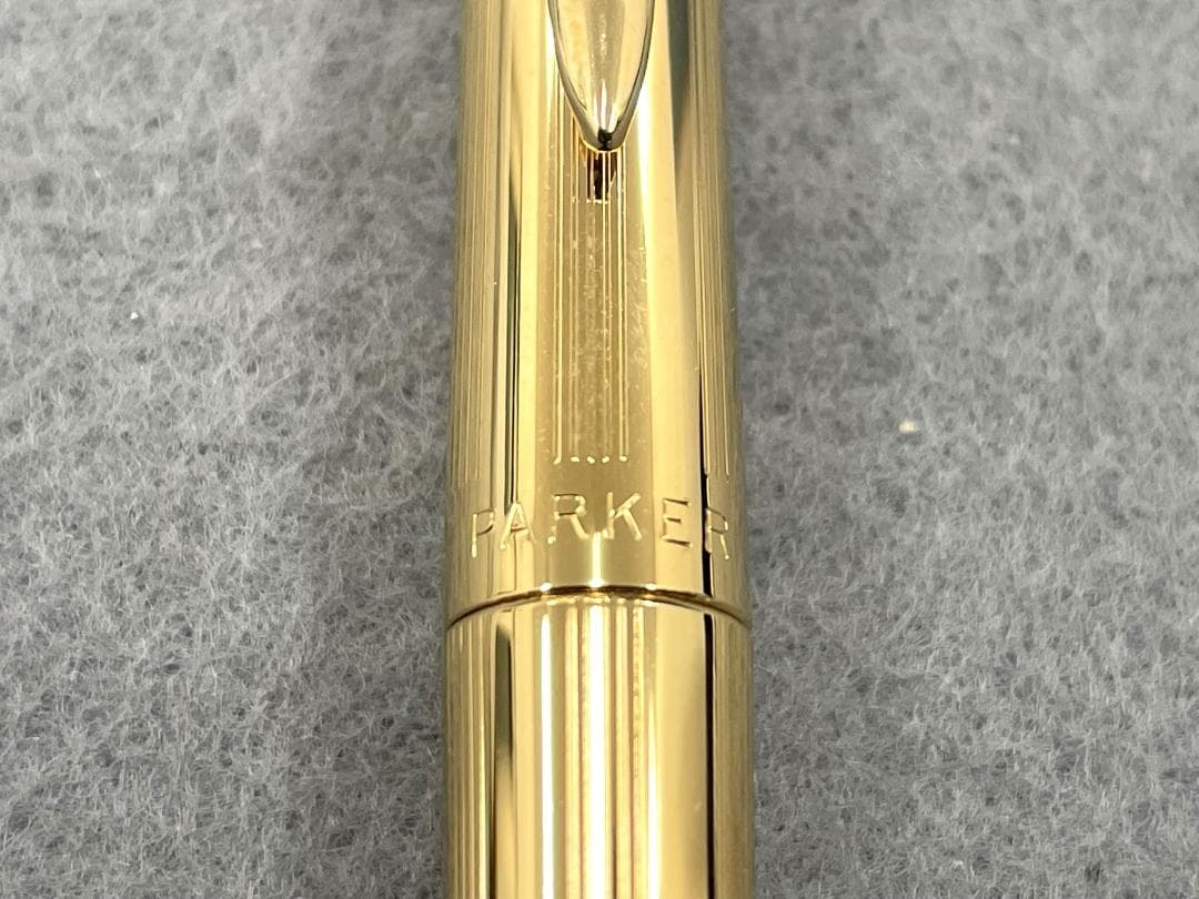 【未使用】パーカー万年筆　180　インシグニア　＋ボールペン　セット