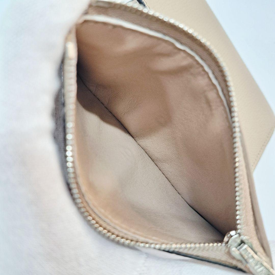 LOEWE トライフォールド 三つ折り財布 ベージュ