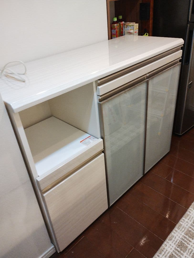 最終値下げ　ホワイト 食器棚・キッチンハイカウンター