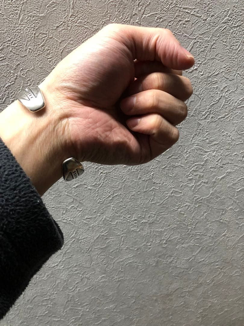 ナバホ族　バングル　シルバー925 インディアン