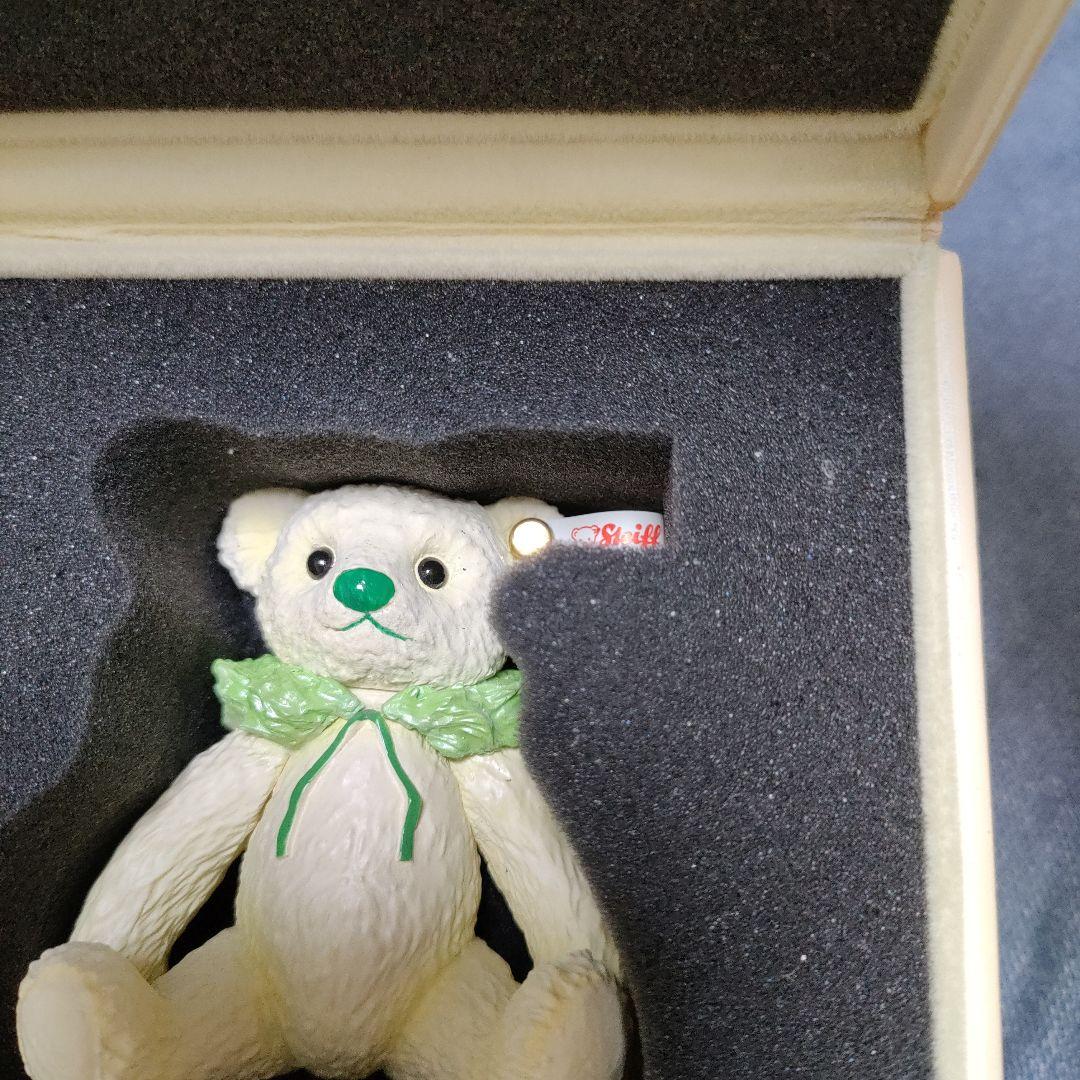 STEIFF NATURE WORLD YUKI 樹脂製クマの置物 専用ケース付