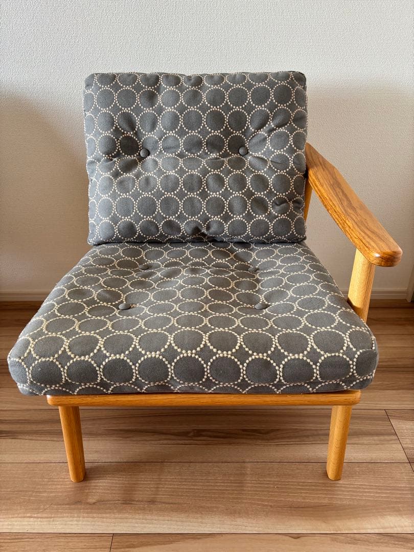 マルニ60 ミナ ペルホネン オーク フレームチェアキノママ①左側