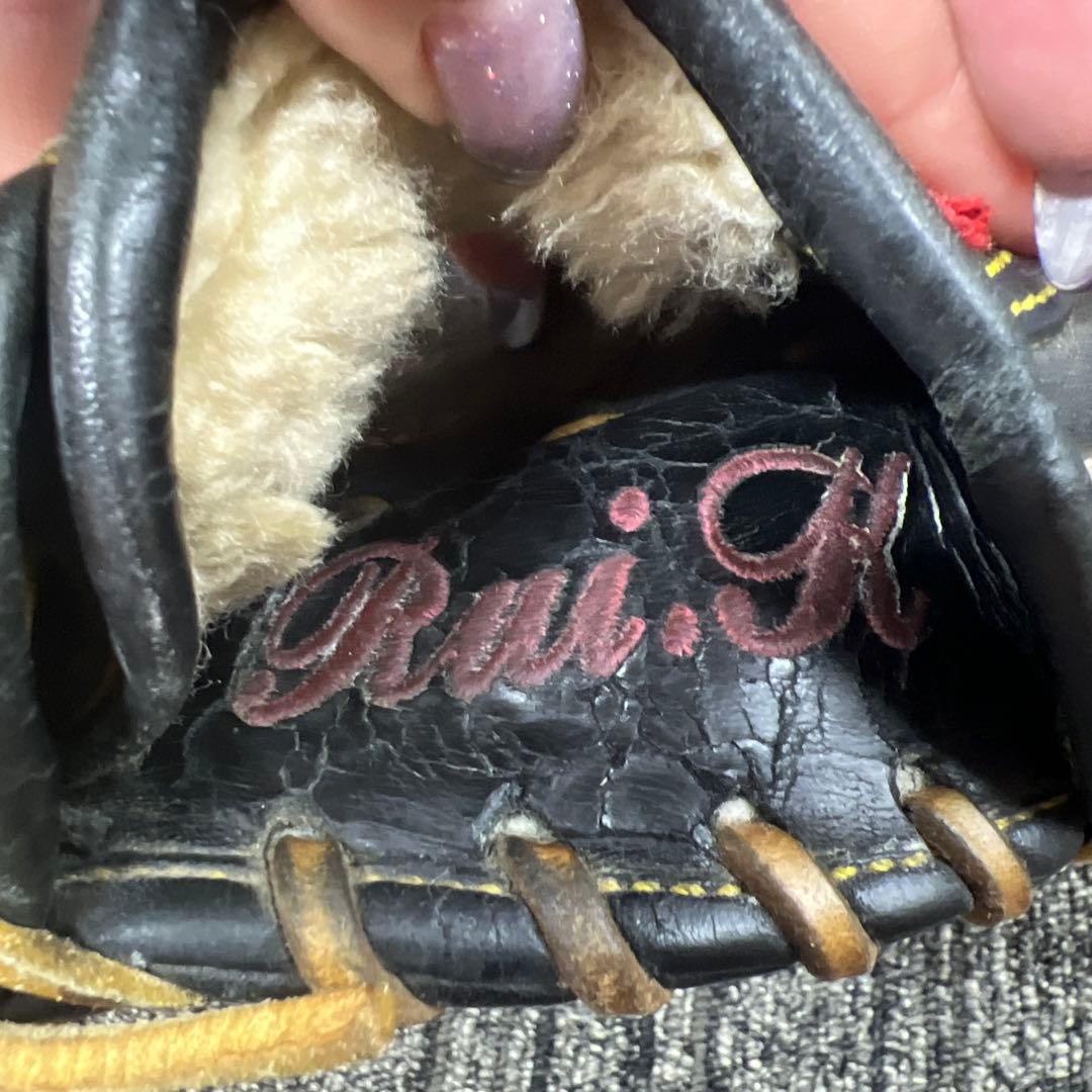 slugger グローブ　軟式　内野用　ネーム入り