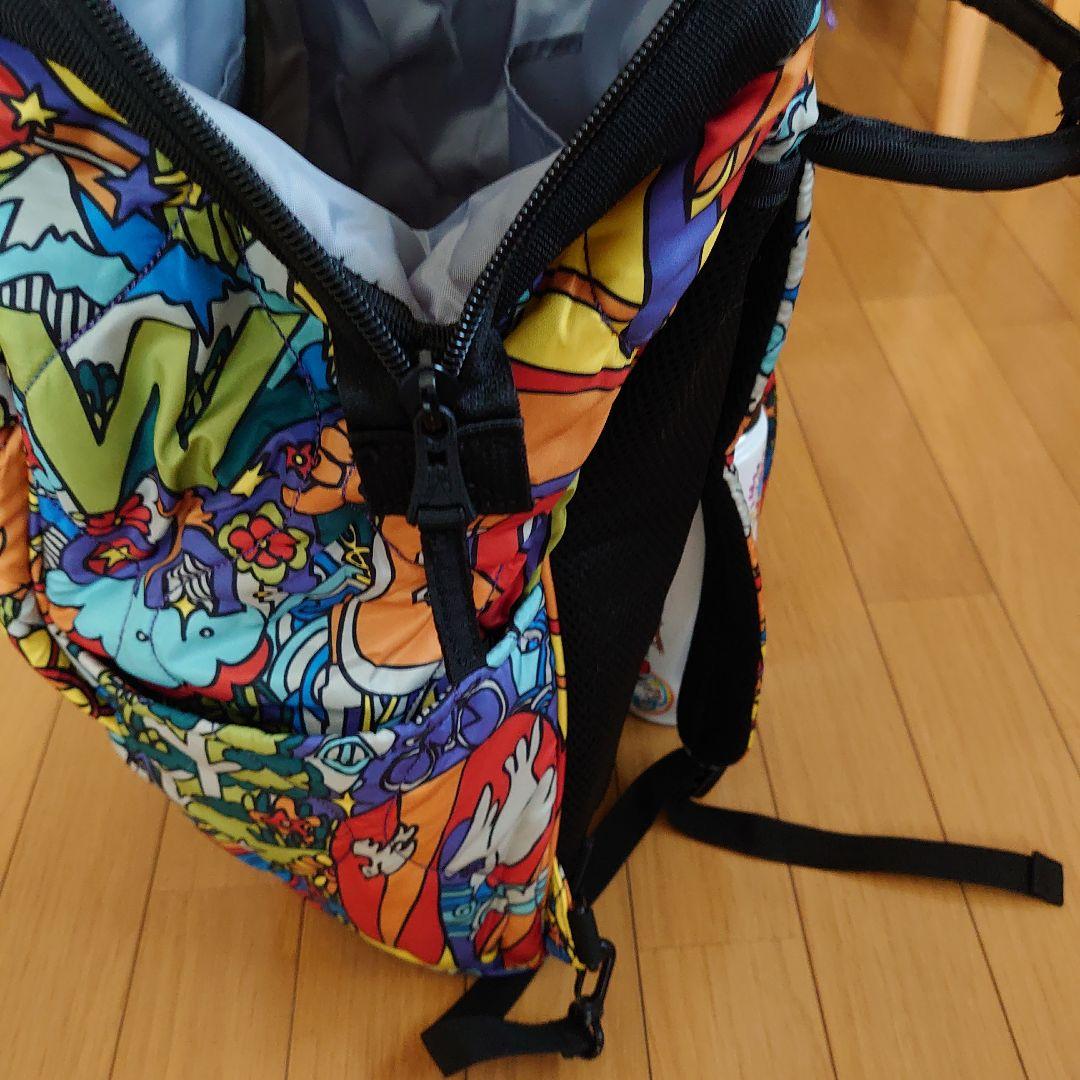 ゴースローキャラバン美品。カラフルアートリュック