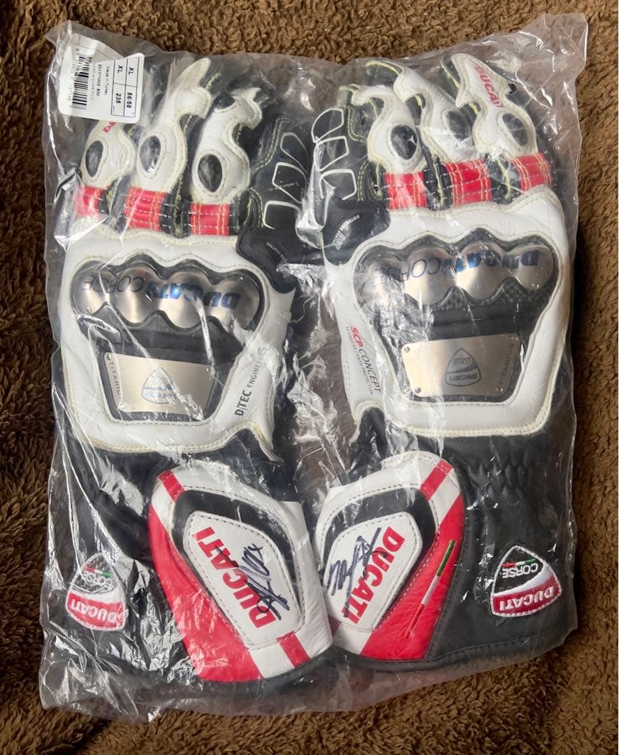 レーシンググローブ DUCATI