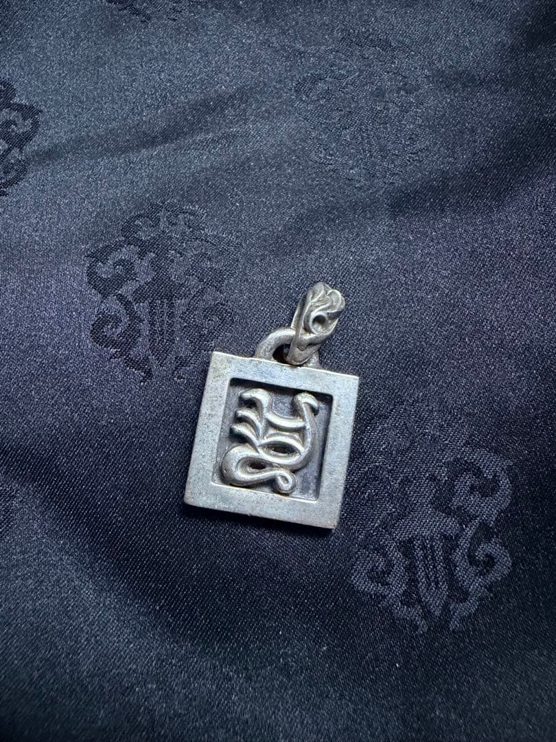 アクセサリー ChromeHearts Framed Letter BlockAlphabet