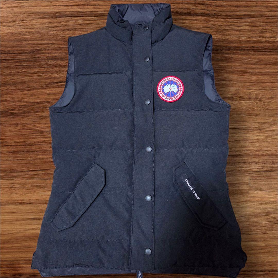 カナダグース　黒 ダウンベスト アークティックプログラム　XSサイズ