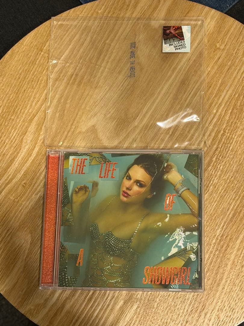 洋楽 THE LIFE OF A SHOWGIRL CD SIGNED PHOTO 2