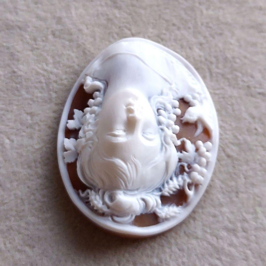 女性と小鳥　シェル　カメオ　ルース