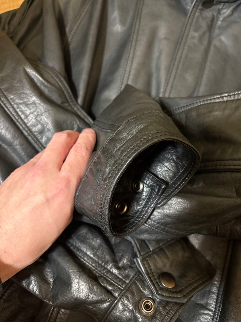 日本製 身幅61着丈64袖丈78 牛革レザー a2フライトジャケット ショート丈