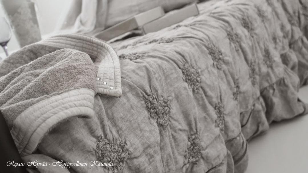 新品 arte pura イタリア製 リネン ベッドカバー 高級 お姫