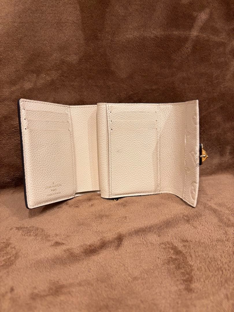 【Louis Vuitton】三つ折り財布 ホワイト