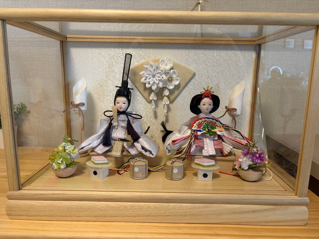 【未使用に近い】雛人形 ガラスケース付き 和風デザイン