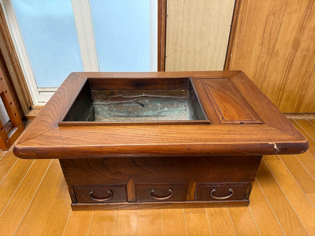 長火鉢　木製　レトロ 家具　小ぶり　和風　テーブル　アンティーク　座卓