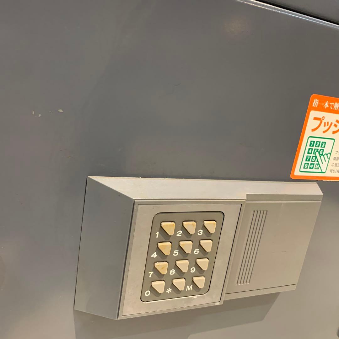 キングクラウン　耐火金庫