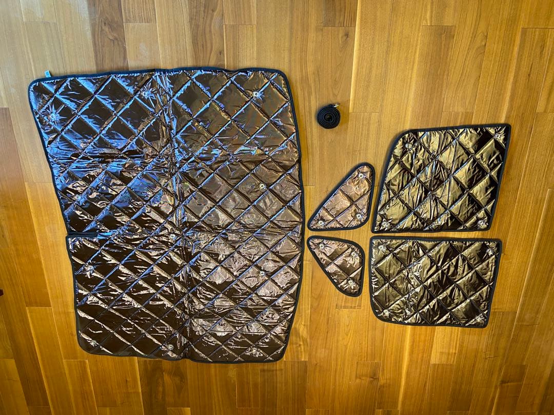 ステップワゴン　スパーダ　マルチシェード