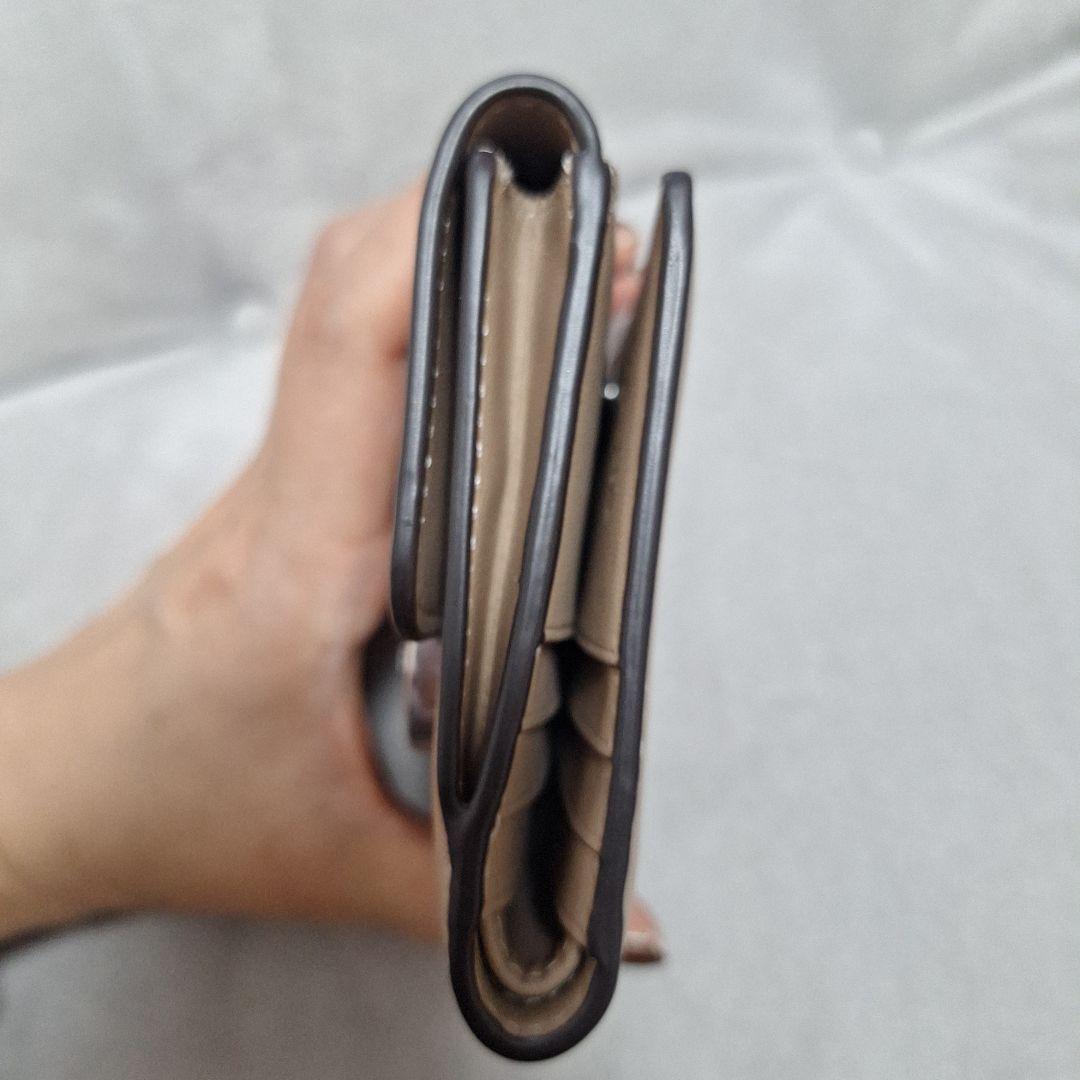 ほぼ未使用COACH ELIZA コーチ 二つ折財布　ベージュ　正規品　シンプル