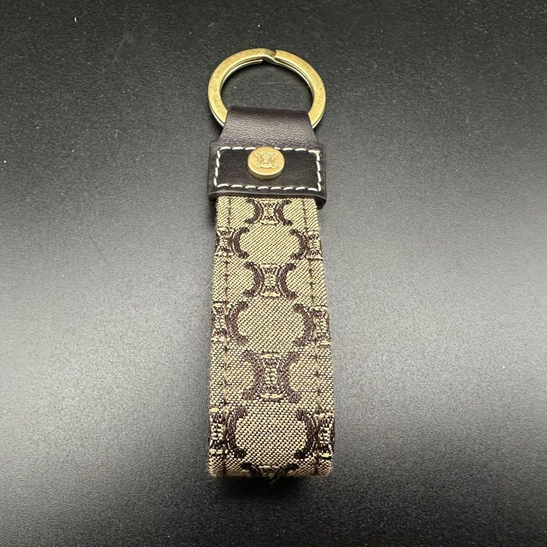 未使用級✨　セリーヌ　キーリング　キーホルダー　キーケース　ロゴ　013