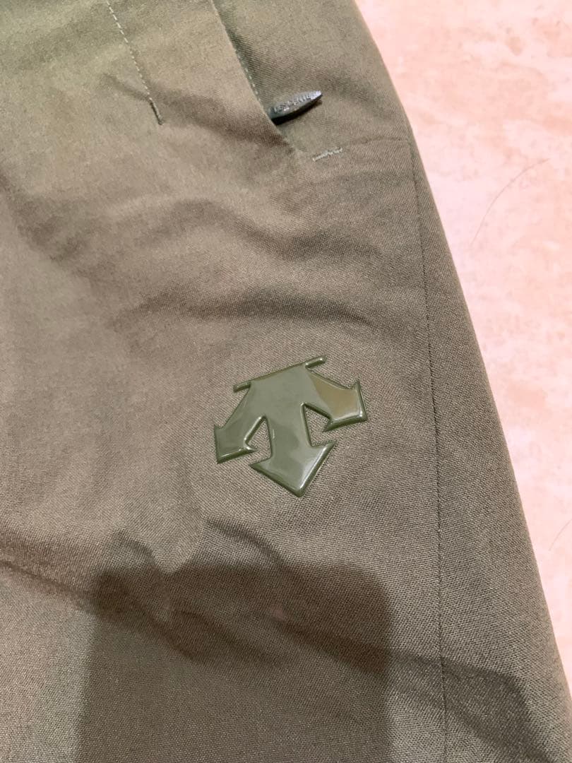 オガサカスキー デサント　チームウエア 上下セット　Ｌサイズ　スキーウェア